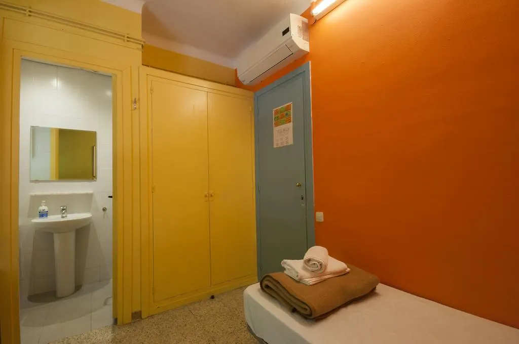 Studio Hostel Barcelona Spain
