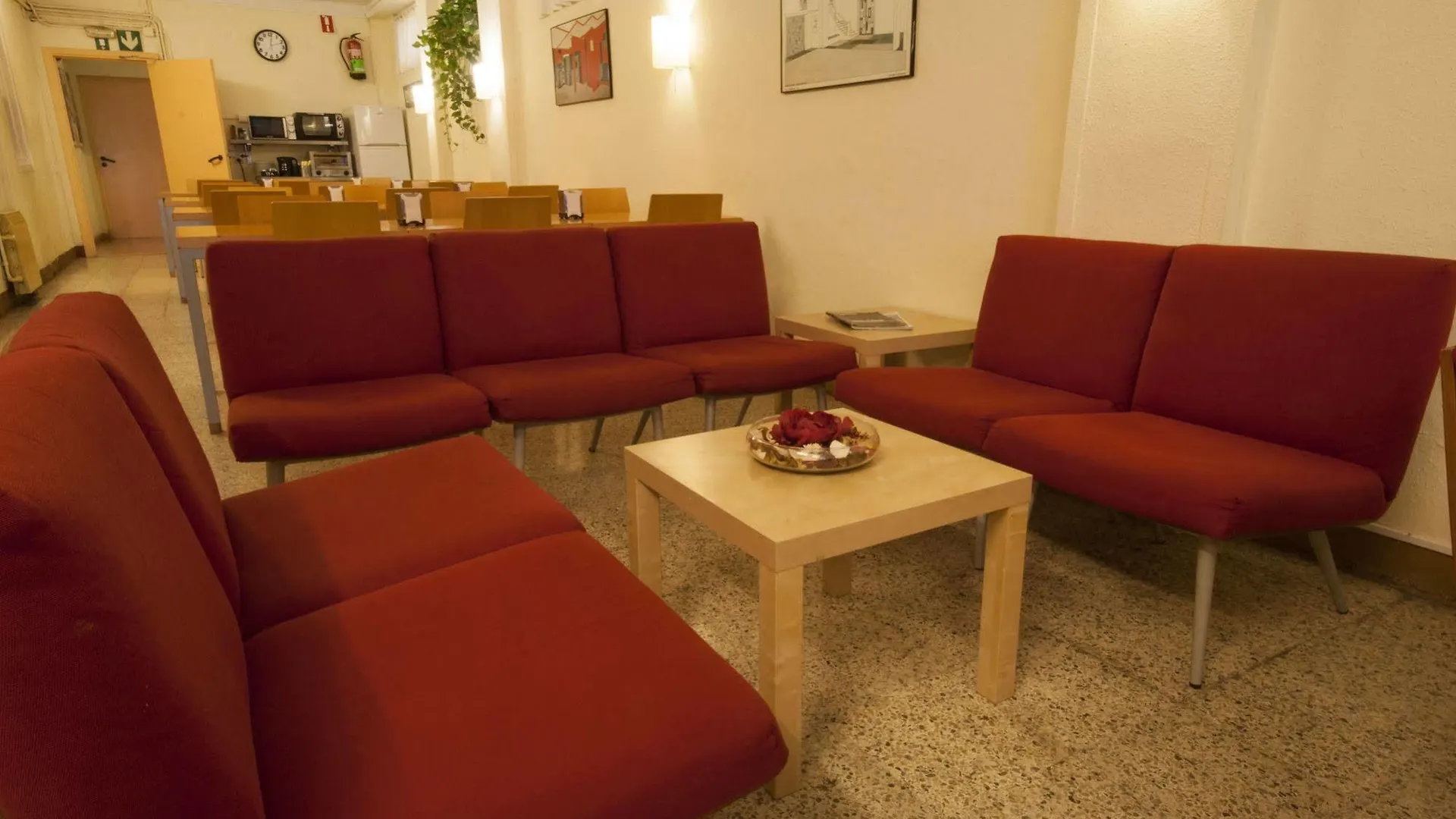 Studio Hostel Barcelona 0*,