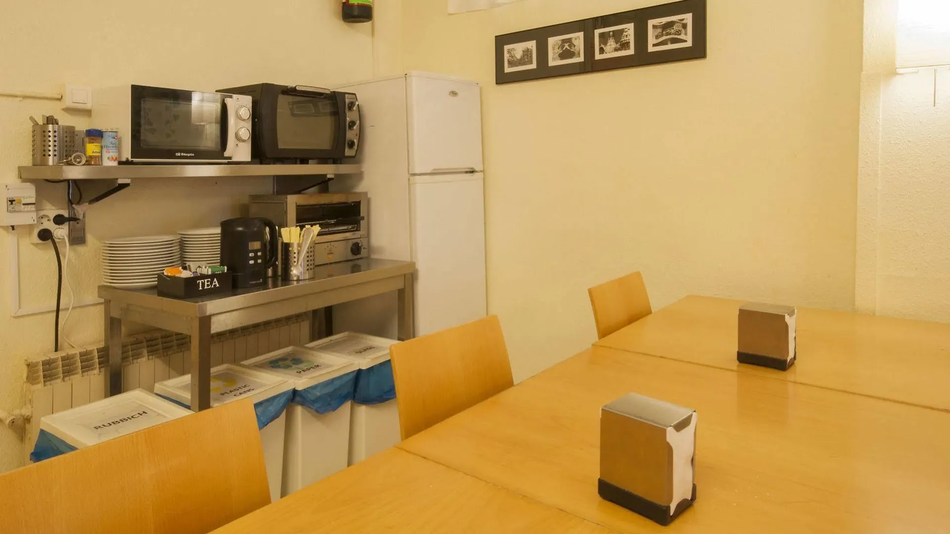 Studio Hostel Barcelona Spain
